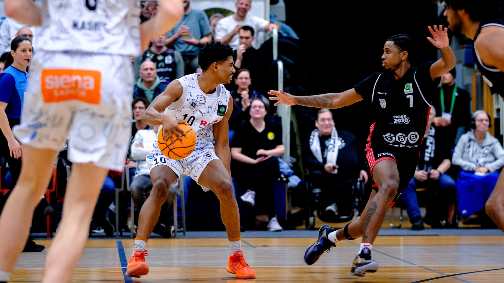 Uni Baskets vs. University Cities: A Herculean Challenge